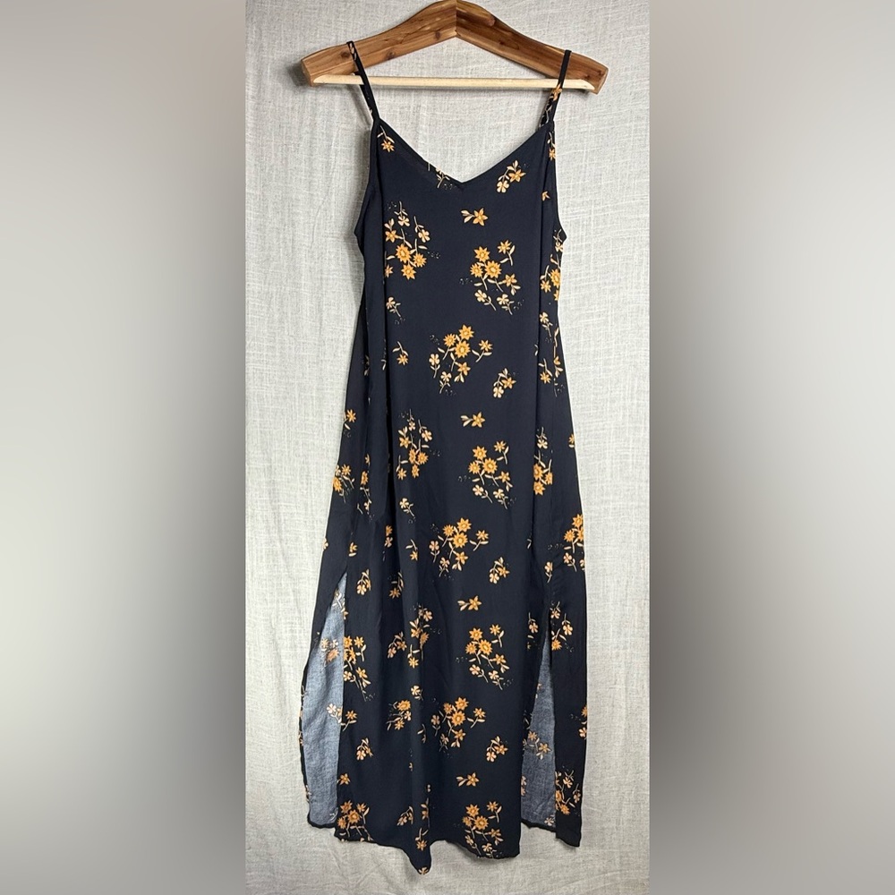 Dizzy Lizzy Tea-Length Double Slit Dress With Adjustable Straps - Picture 3 of 14